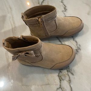 Stride Rite Low Boots